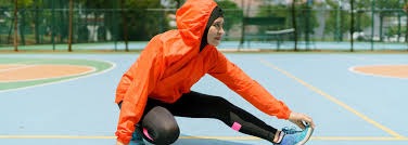 体操世界杯：周雅琴、张怡涵分列平衡木、自由操预赛首位